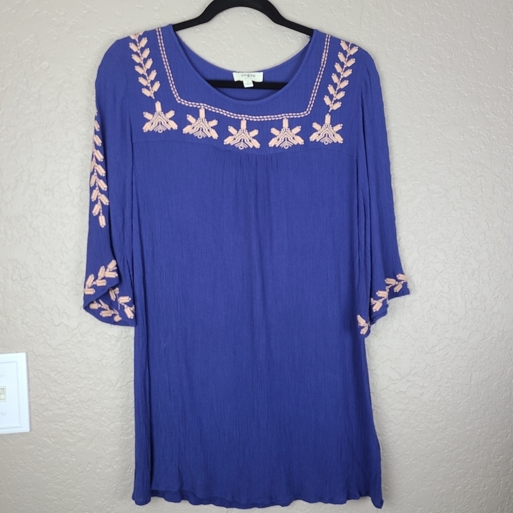 Umgee Womens Small Blue Tunic with Embroid…